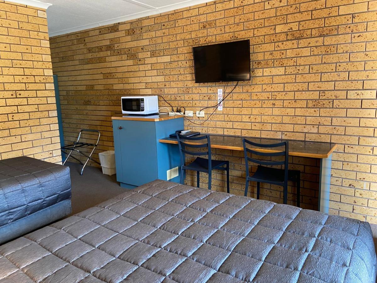 Newell Motor Inn Narrandera Εξωτερικό φωτογραφία