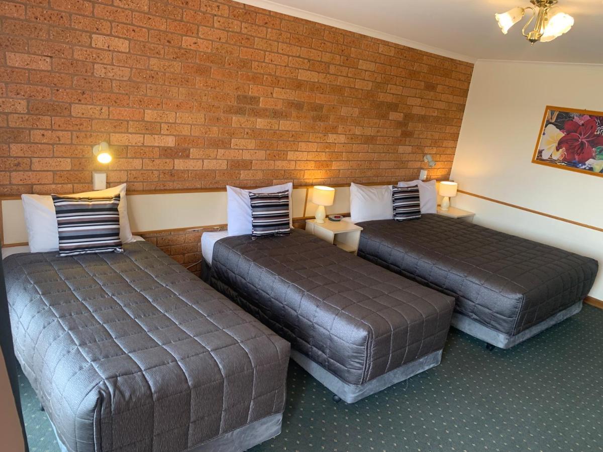 Newell Motor Inn Narrandera Εξωτερικό φωτογραφία