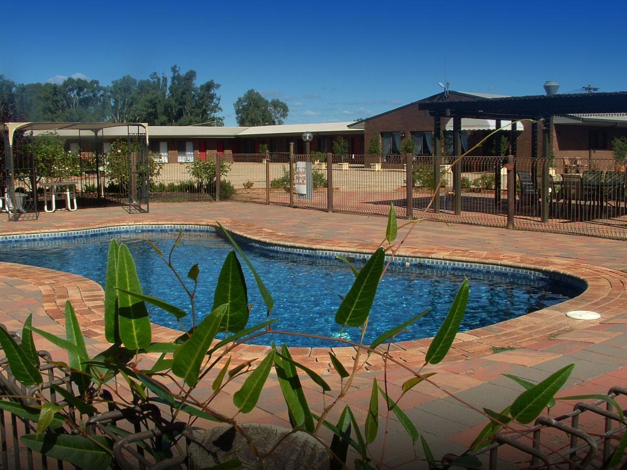 Newell Motor Inn Narrandera Εξωτερικό φωτογραφία